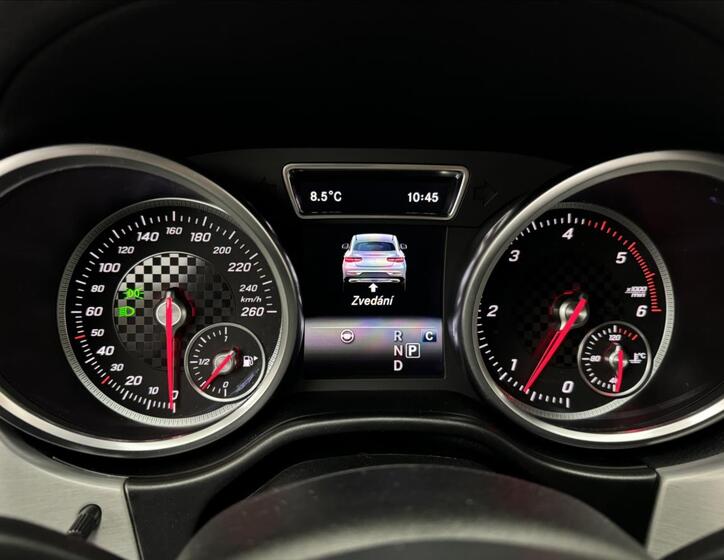 Mercedes-Benz GLE 18