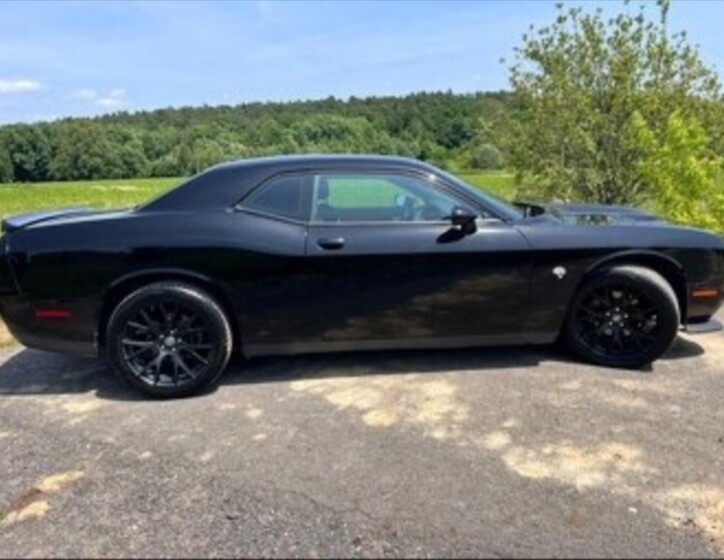 Dodge Challenger 5