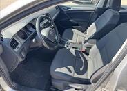 Volkswagen Golf 9