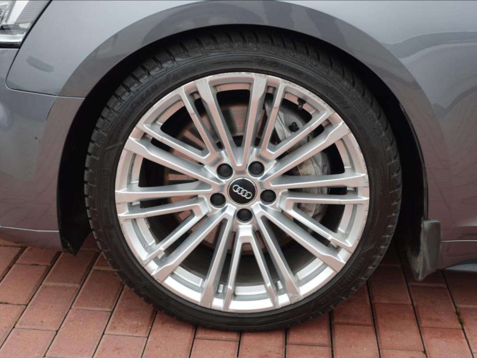 Audi A5 7