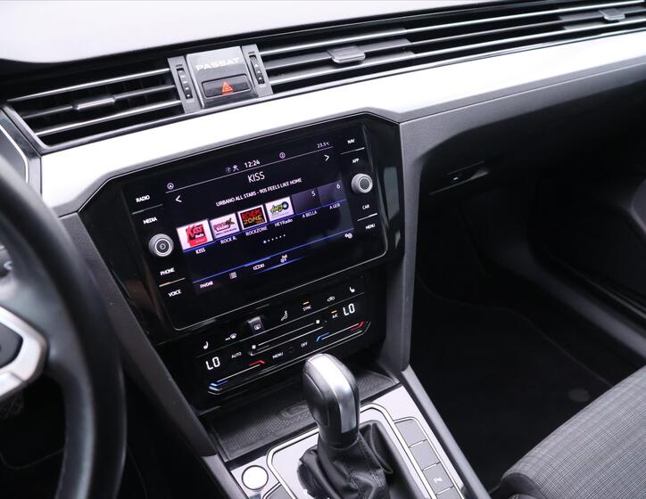 Volkswagen Passat 20
