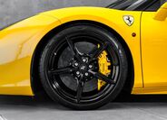 Ferrari 488 2