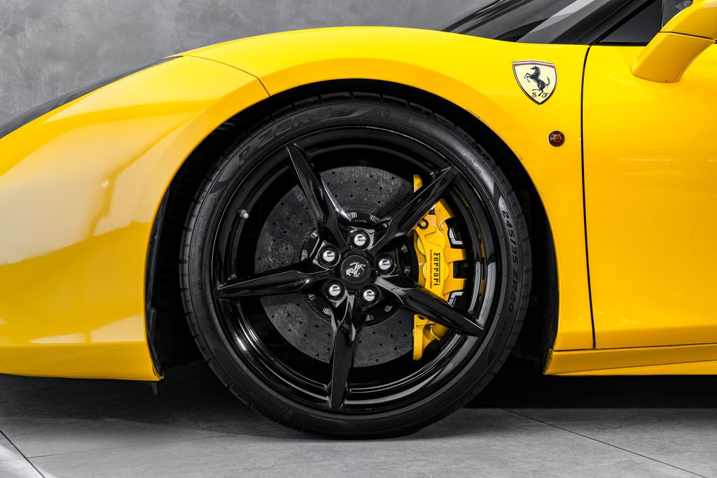 Ferrari 488