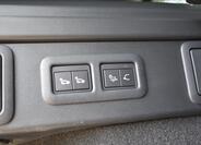 Land Rover Range Rover Velar 13