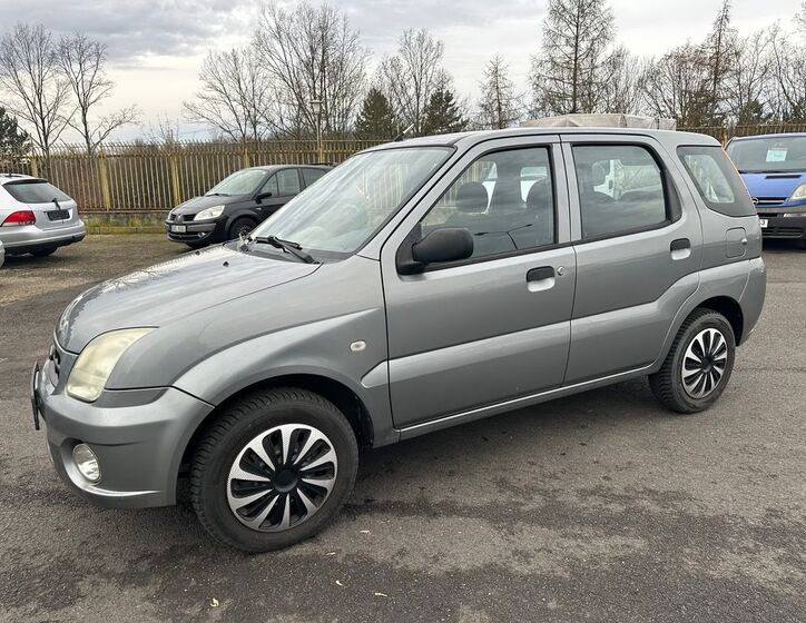 Subaru Justy 1