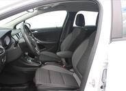 Opel Astra 9