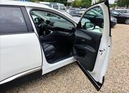 Peugeot 5008 10