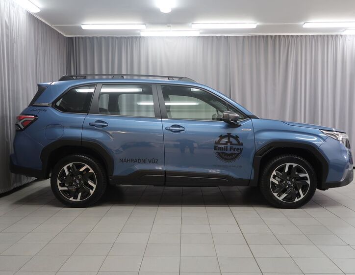 Subaru Forester 4