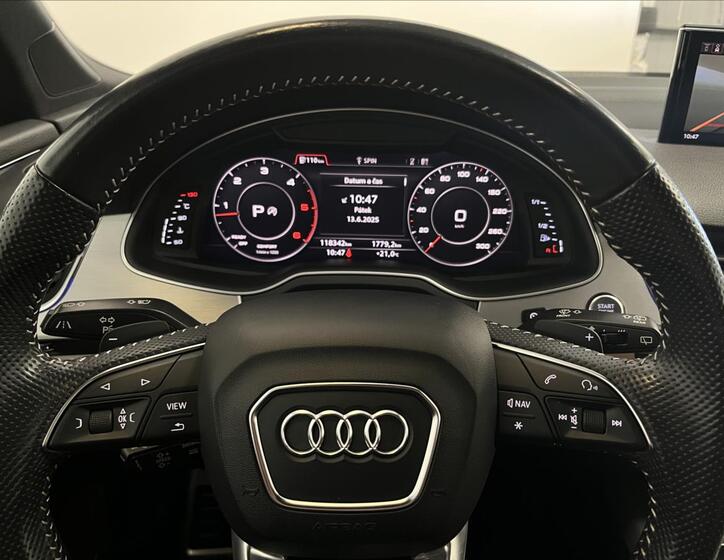 Audi Q7 33