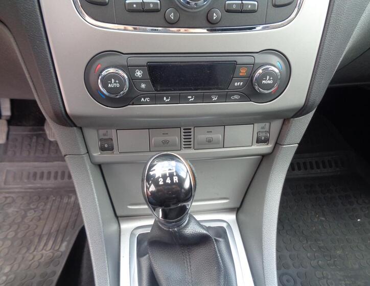 Ford Focus 16