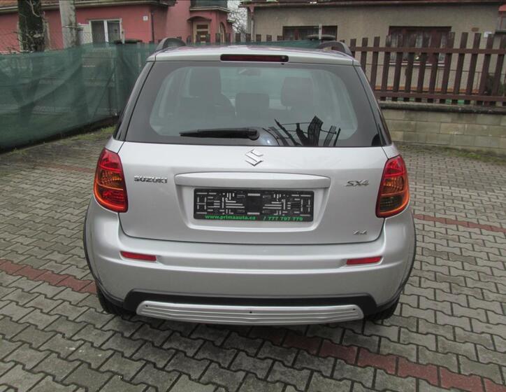 Suzuki SX4 5