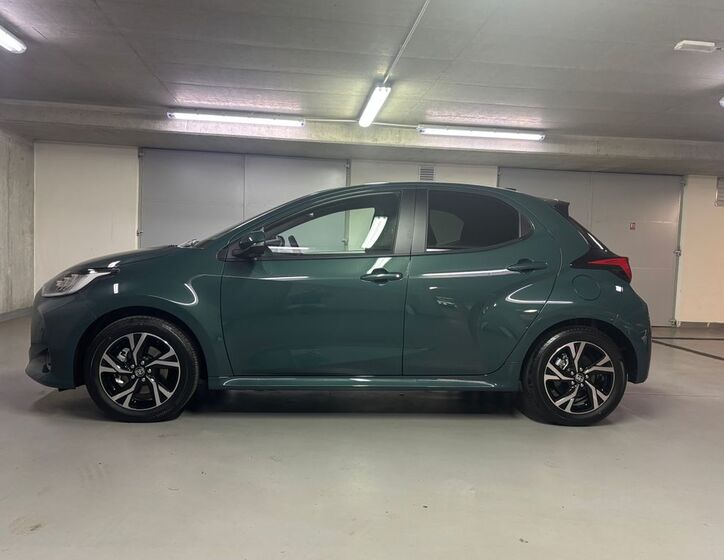 Toyota Yaris 8