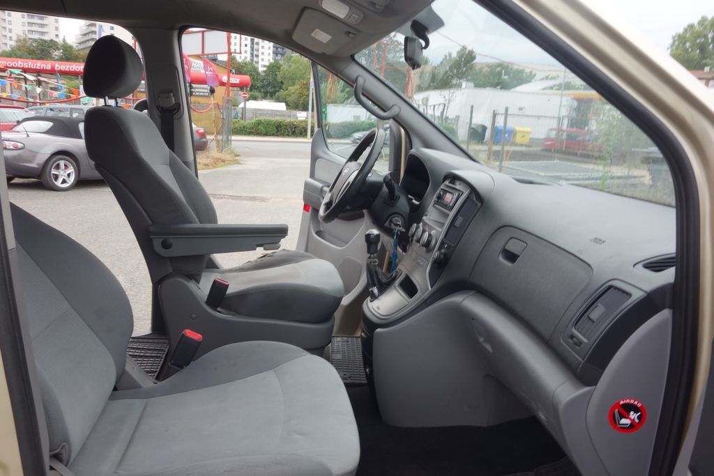 Hyundai H 1