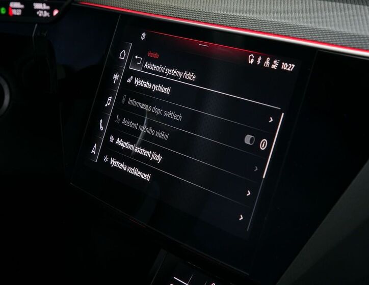 Audi e-tron 30