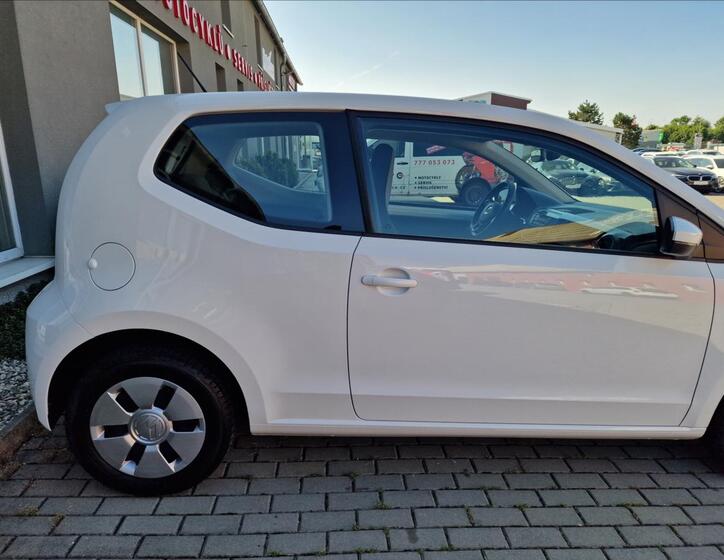 Volkswagen up! 38