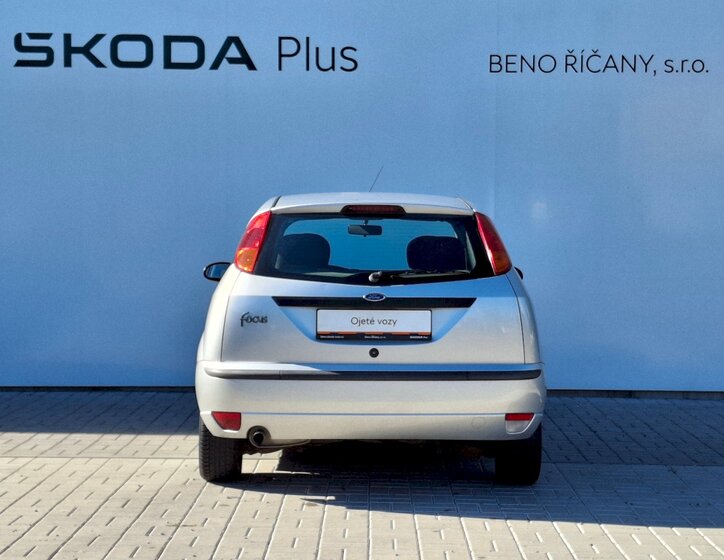 Ford Focus 12