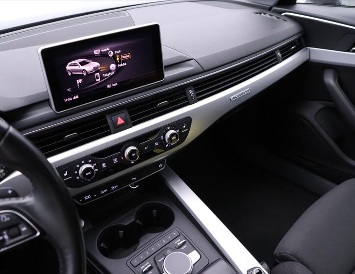 Audi A4 18