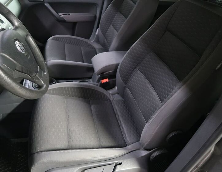 Volkswagen Touran 9