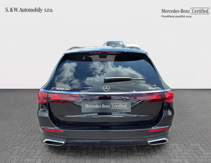 Mercedes-Benz Třídy E 9