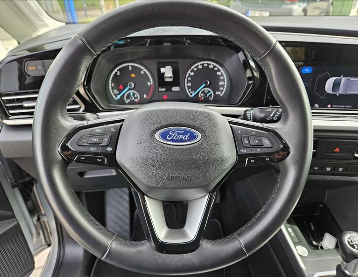 Ford Tourneo Connect 16