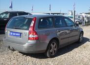 Volvo V50 6