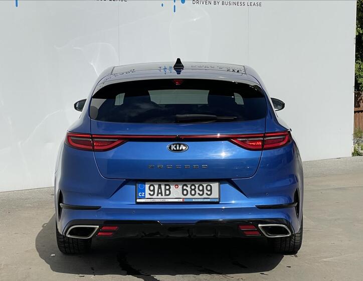 KIA ProCeed 22