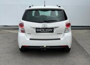 Toyota Verso 5