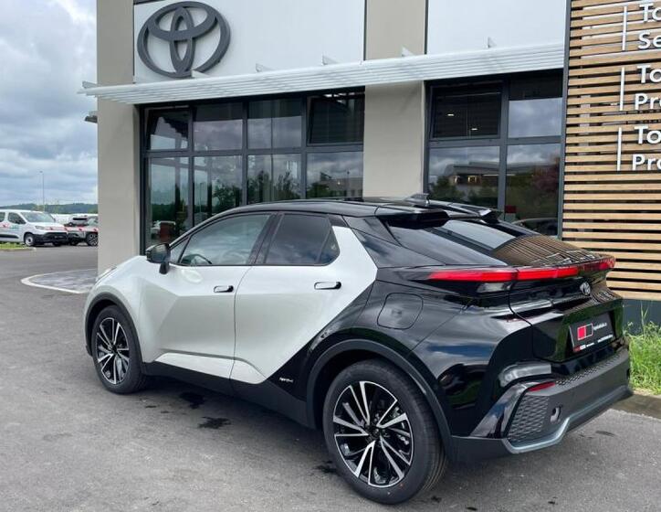 Toyota C-HR 6