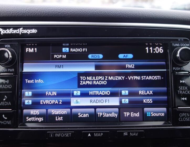 Mitsubishi Outlander 23