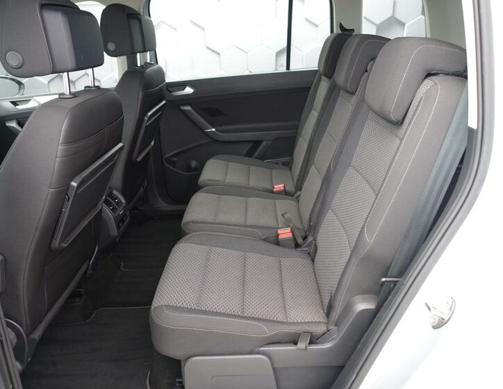 Volkswagen Touran 23