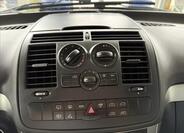 Mercedes-Benz Vito 15