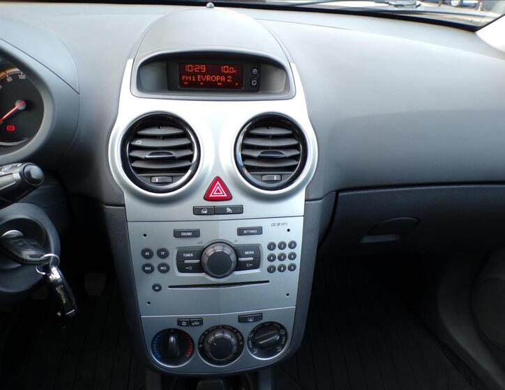 Opel Corsa 8