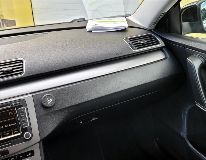 Volkswagen Passat 30