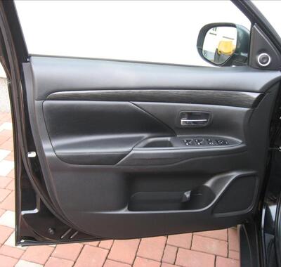 Mitsubishi Outlander 13