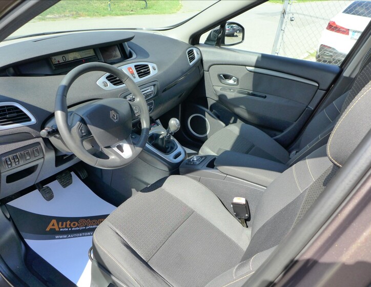 Renault Scénic 17