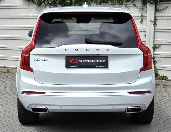 Volvo XC90 5