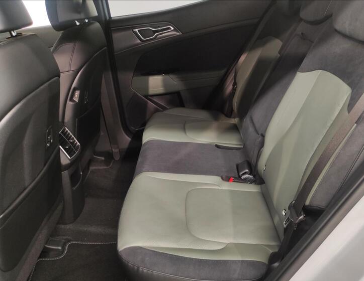 KIA Sportage 11