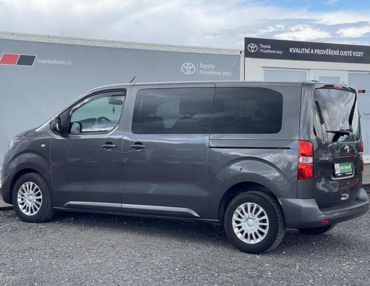 Toyota ProAce Verso 4