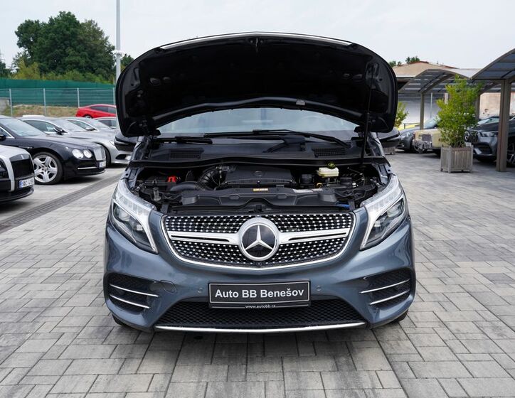 Mercedes-Benz Třídy V 9