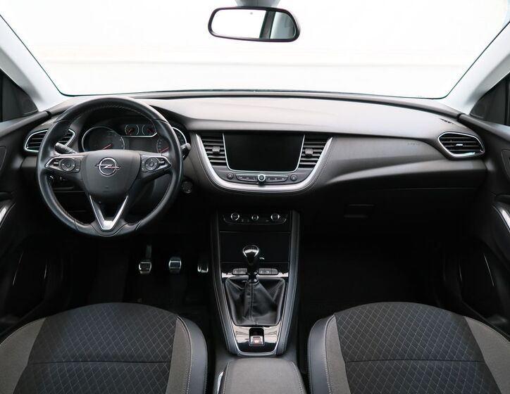 Opel Grandland X 21