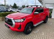 Toyota Hilux 2