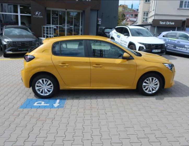 Peugeot 208 8