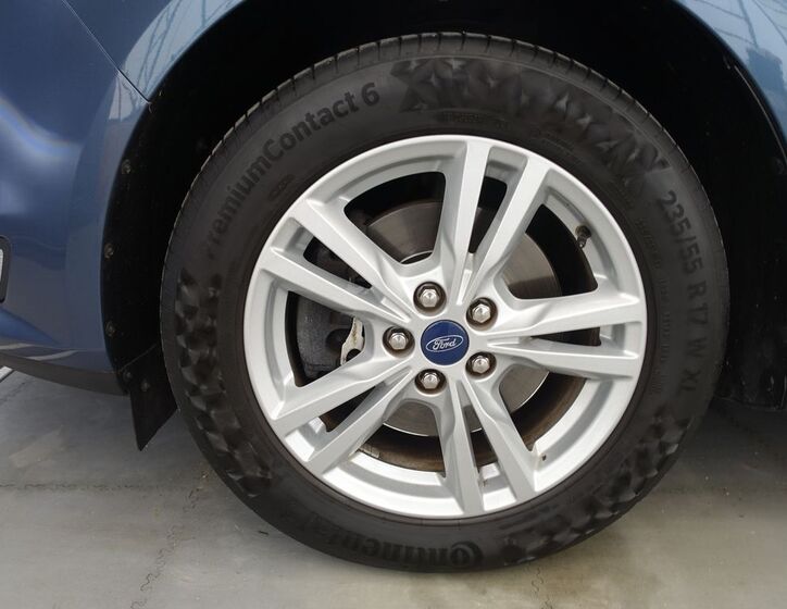 Ford Galaxy 31
