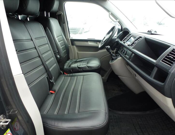 Volkswagen Transporter 23