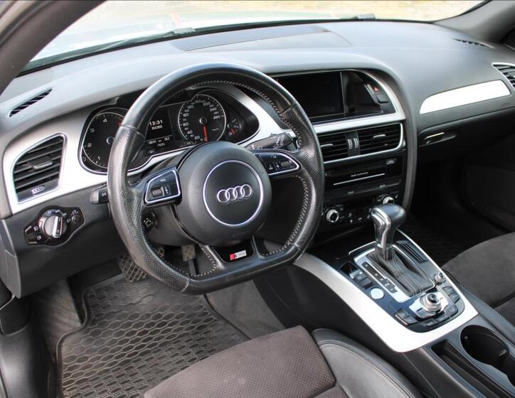 Audi A4 11