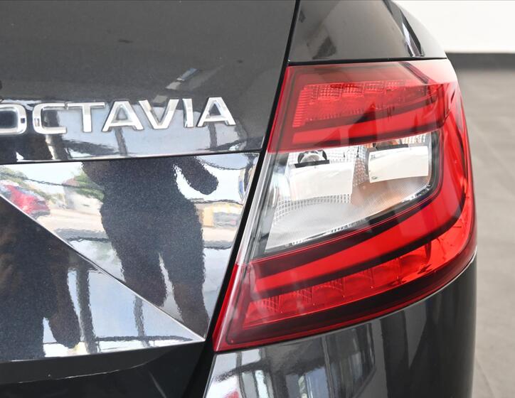 Škoda Octavia 28