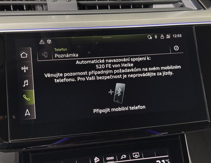 Audi e-tron 42