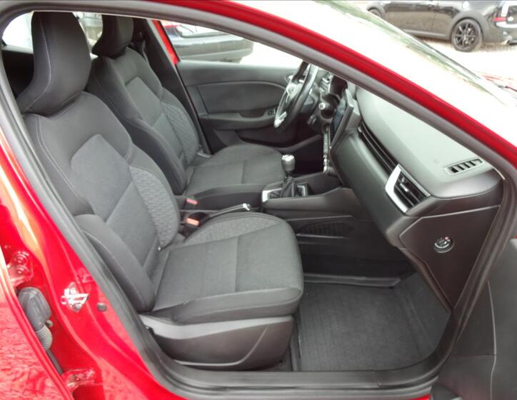 Renault Clio 28