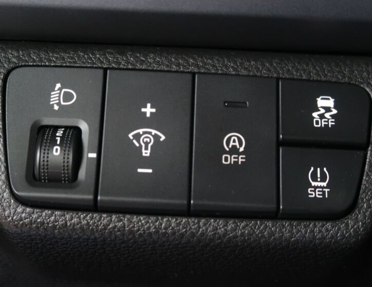 KIA Rio 20