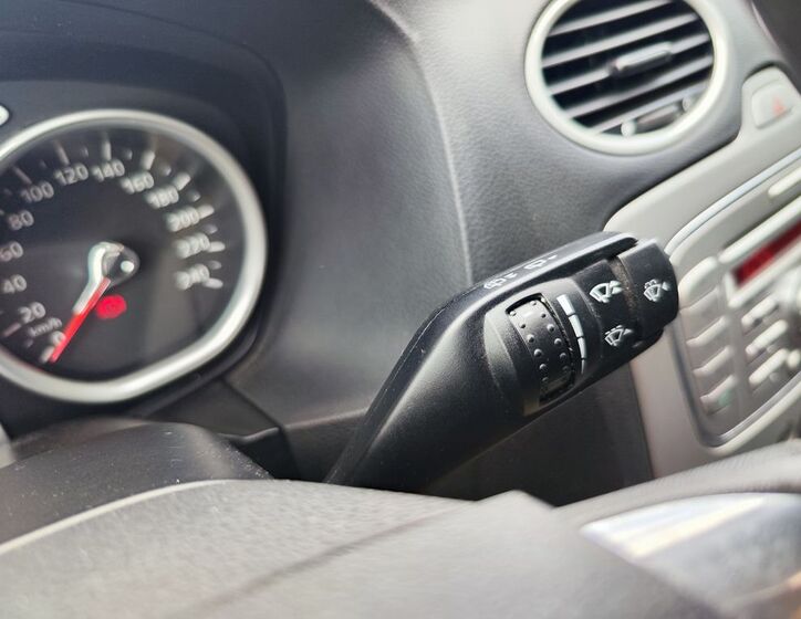 Ford Focus 18